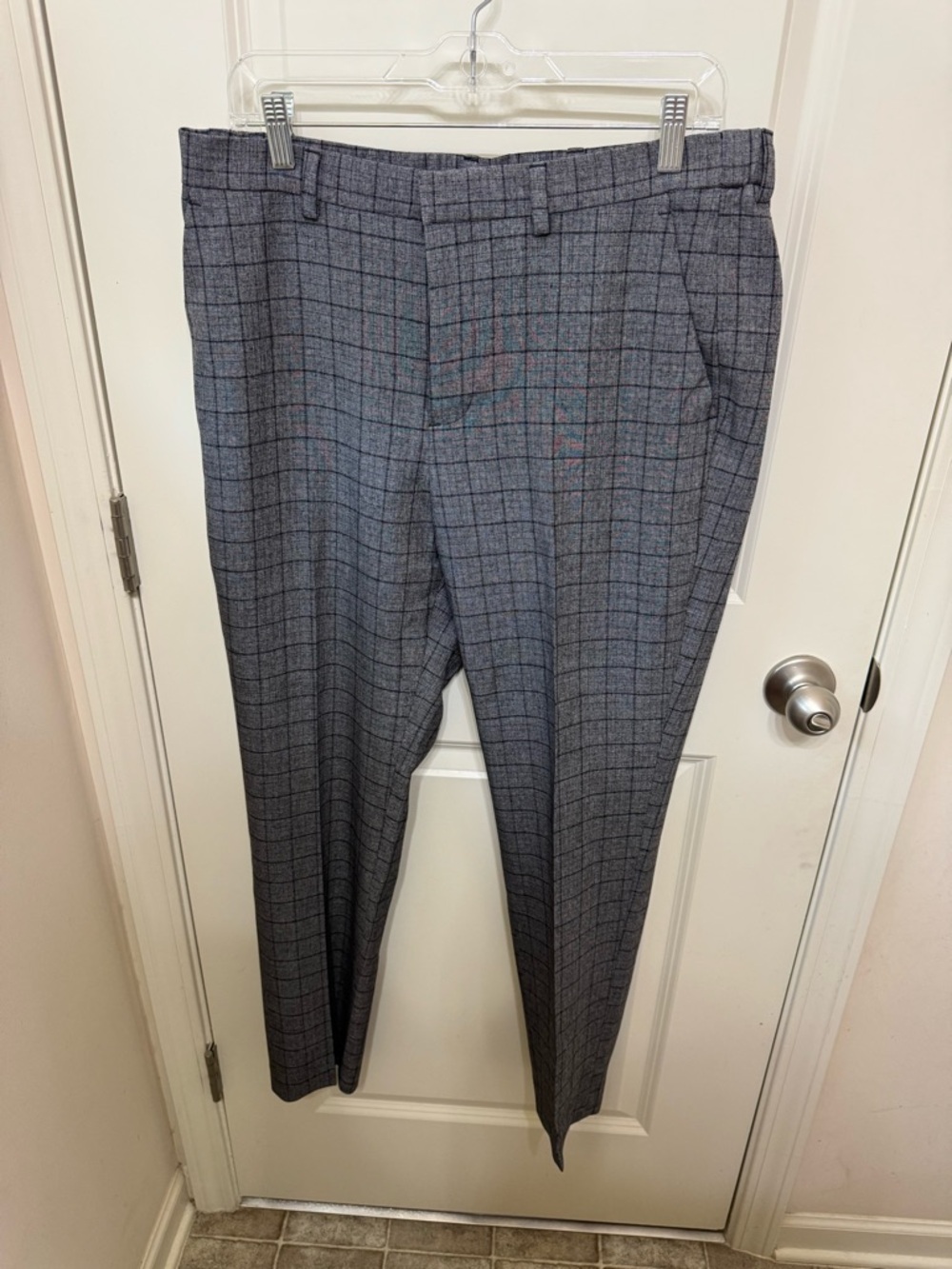 Express Men’s Gray Plaid Dress Pants